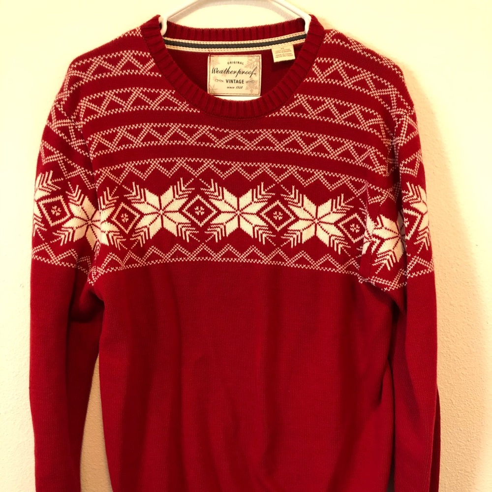 NWOT- Weatherproof Vintage Crewneck Red sweater size Medium